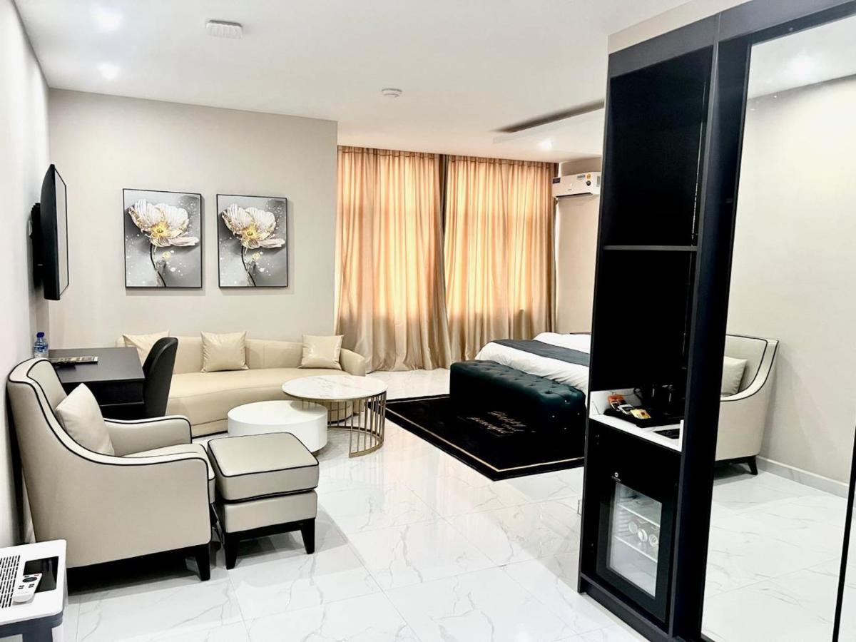 Lifestyle Luxury Hotel And Residence Elwa Buitenkant foto
